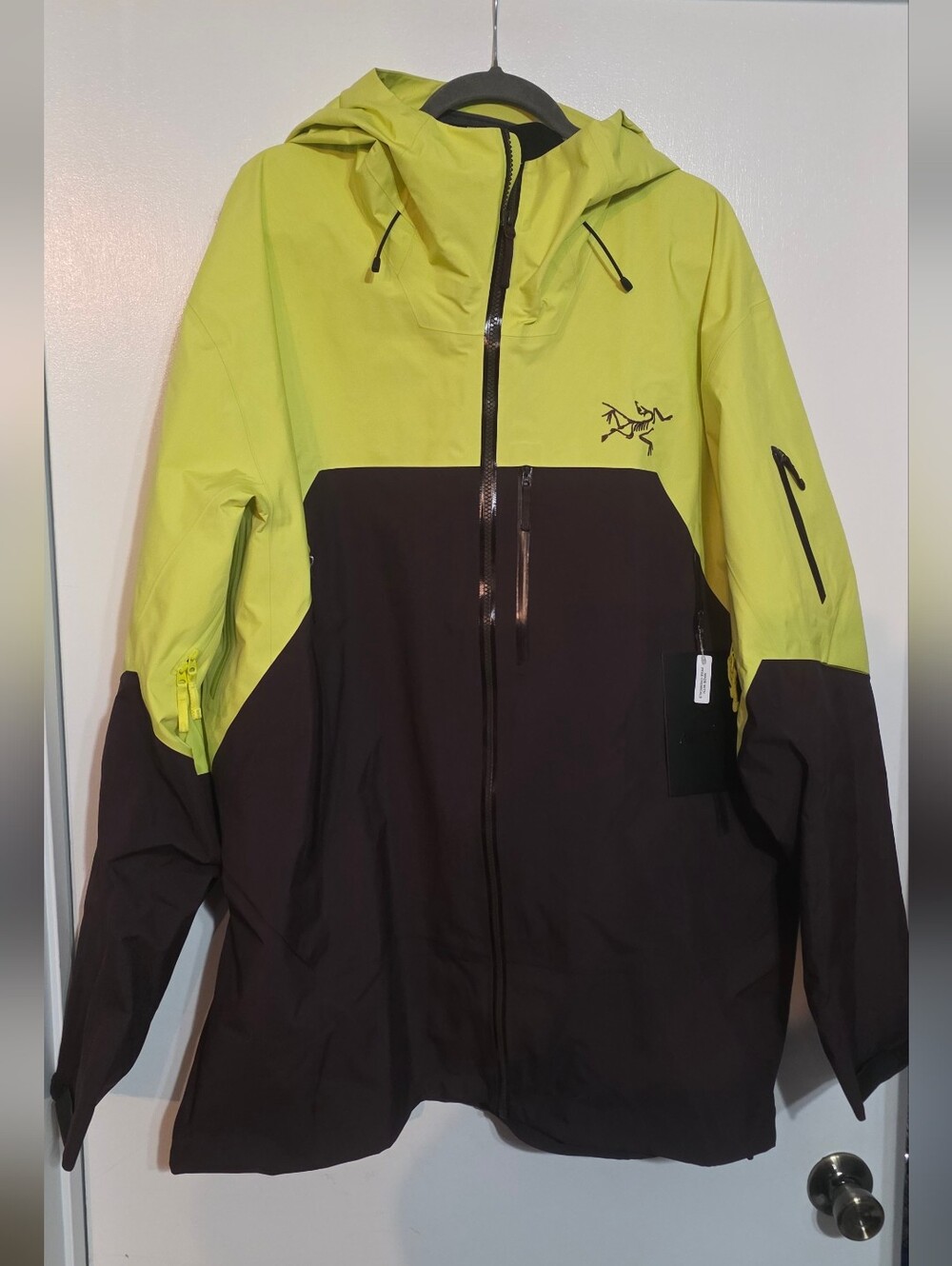 Arc'teryx Men's Rush Ski Jacket GTX Euphoria Phantasm Size XXL NWT